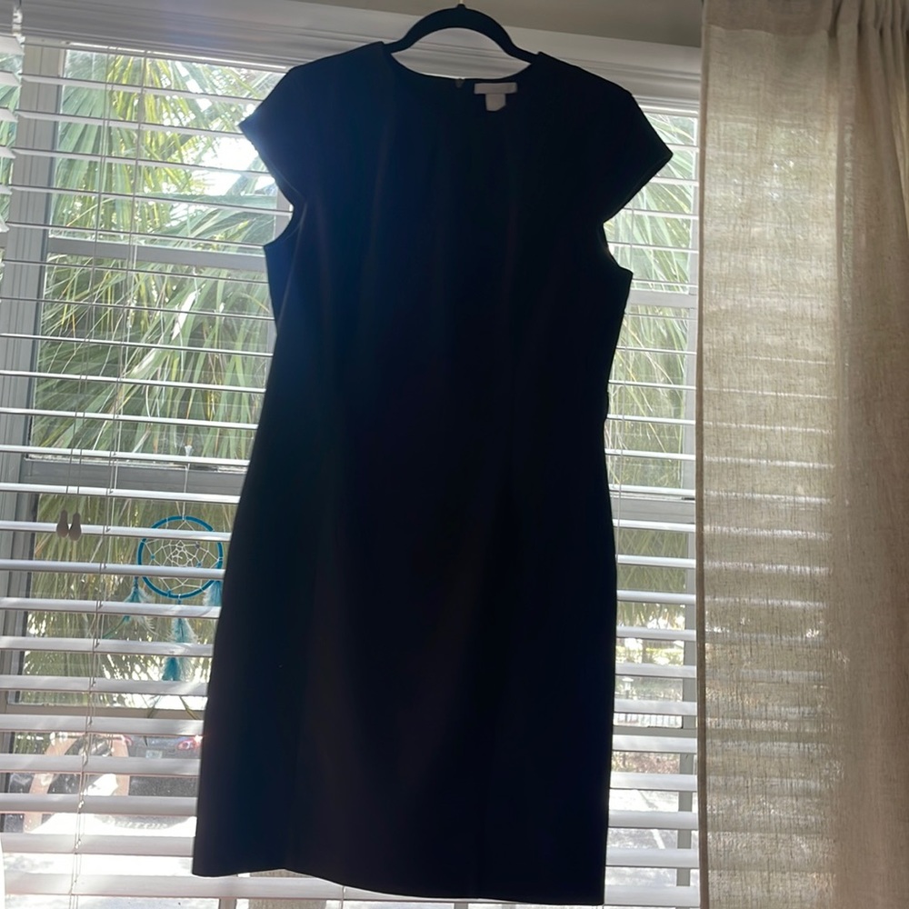 Black, short sleeve dress